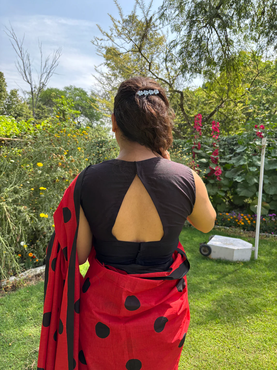 BlackBug Cotton Saree - Image 5