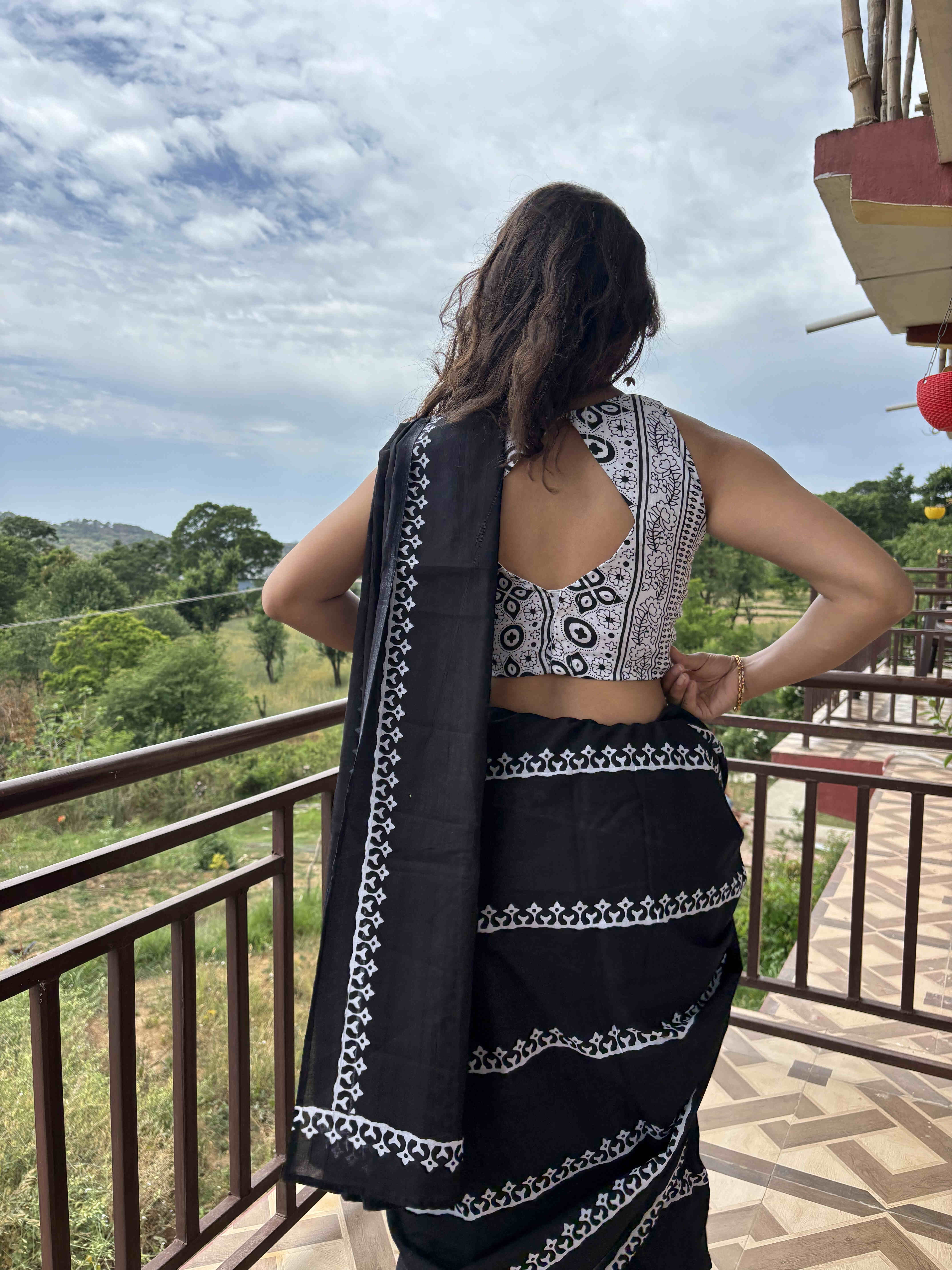 Check Mate Cotton Saree - Image 4