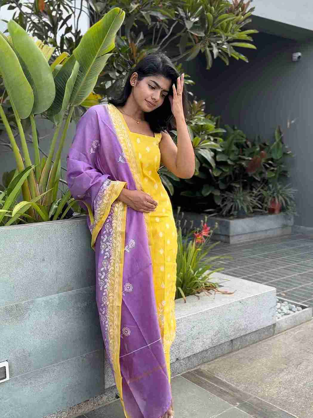Dafodil Chanderi Silk Suit - Image 4