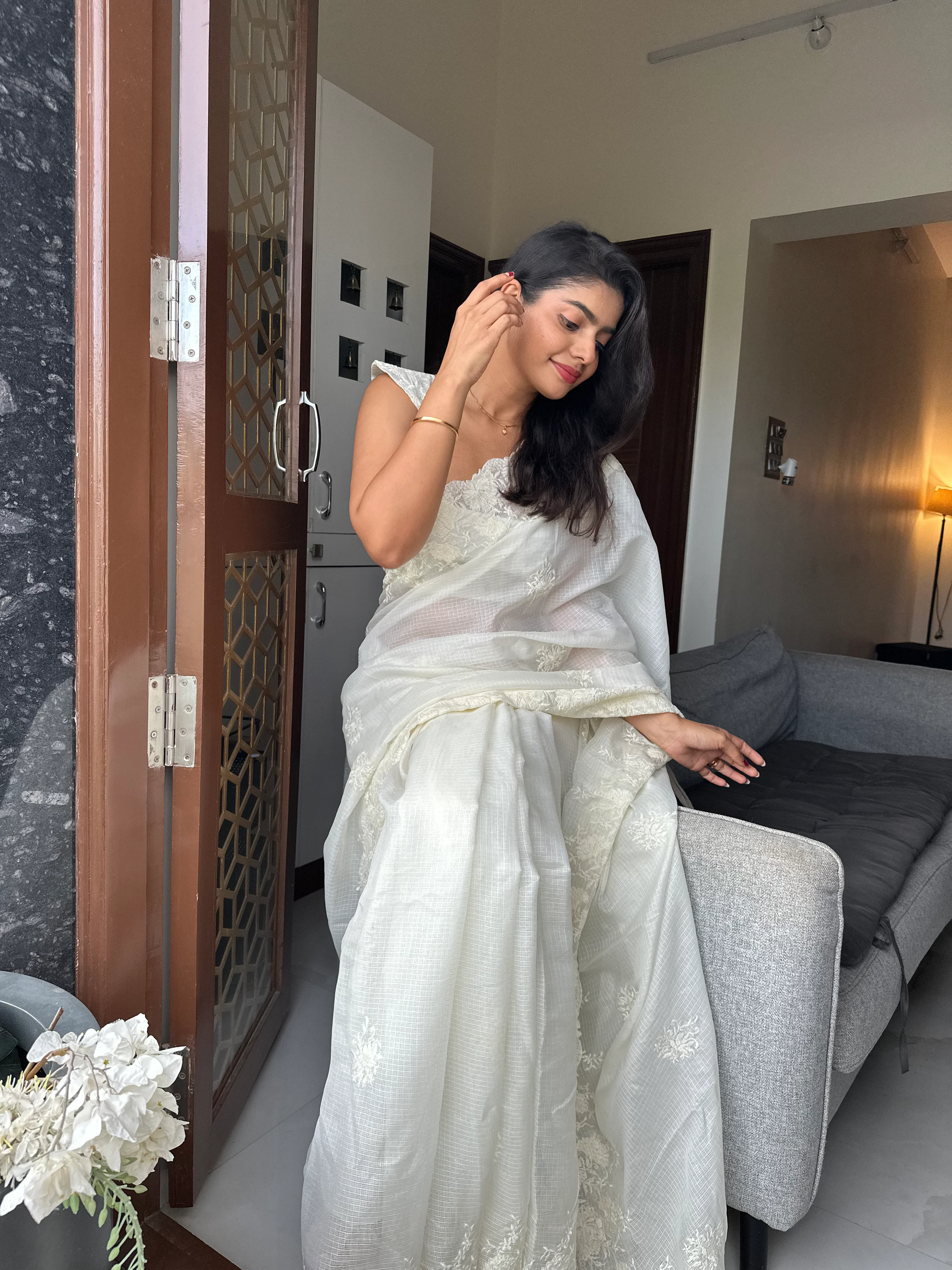 Kiara White Cutwork Saree - Image 5