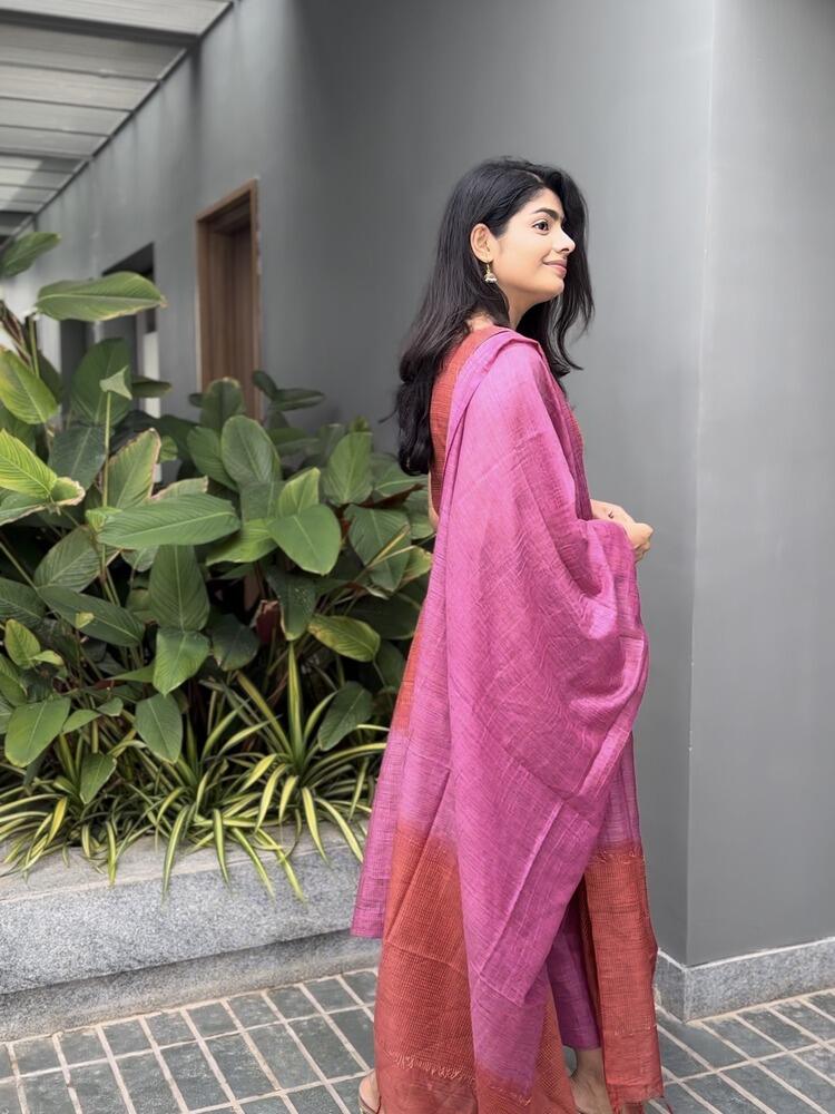 Lady In Pink Stitched Suit Set - Image 2