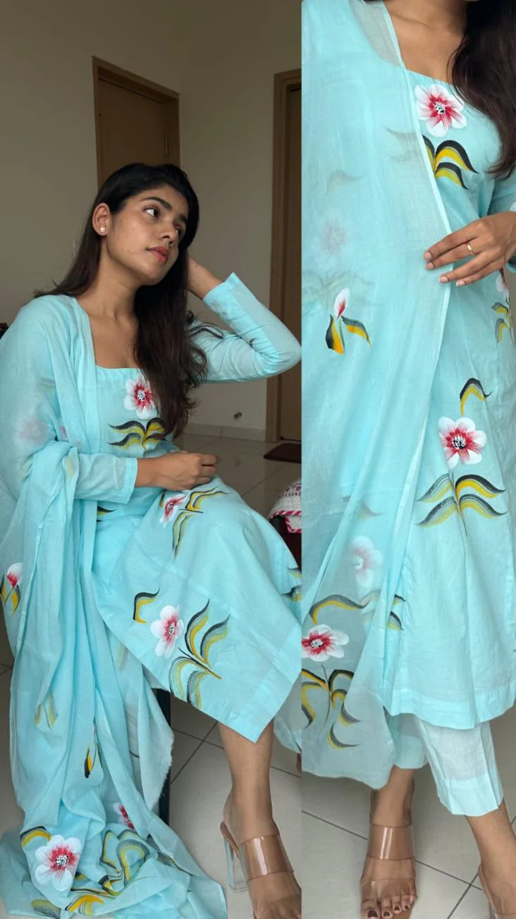 Gayatri Hand Painted Cotton Suit - Image 4