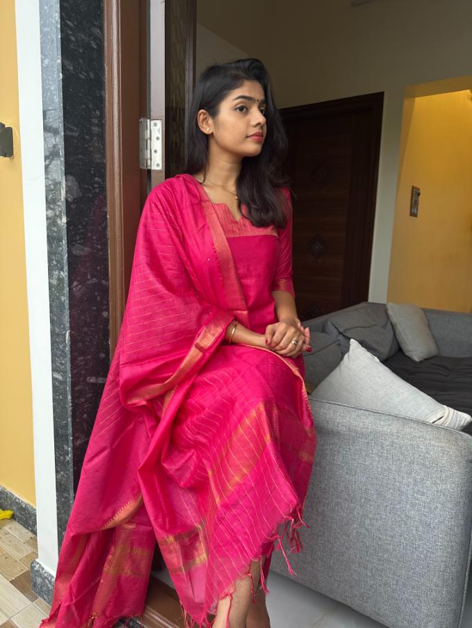 Nayantara Best Seller Suit - Image 3