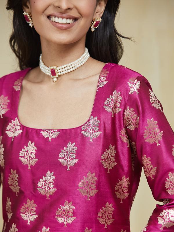 EOSS Strawberry Glaze Banarsi Silk Stitched Suit - Image 5